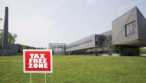 Cuomo’s tax-free zones draw critics