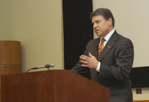 Texas Gov. Rick Perry speaks June 17 at Stamford”™s Ferguson Library. Photo by Patrick Gallagher