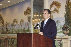 Gov. Dannel P. Malloy addresses property owners at the 21st annual Stamford Downtown Special Services District dinner.