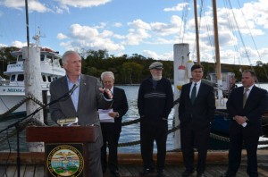 Bridgeport Mayor Bill Finch announces new energy park at Captain”™s Cove.