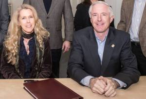 Daphne Dixon of Live Green Connecticut with Bridgeport Mayor Bill Finch at a conference at Fairfield University.