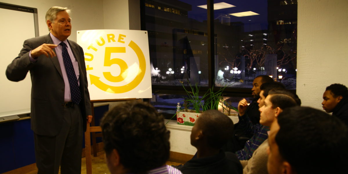 Stamford mayor gives job advice, comments on cityâ€™s economy