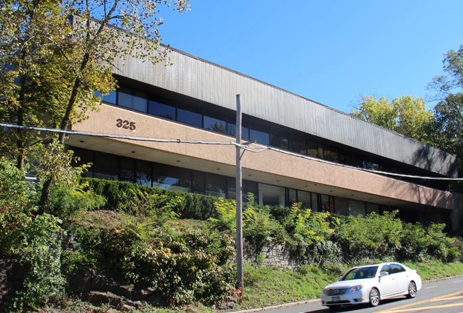 Two health care tenants lease Briarcliff Manor offices
