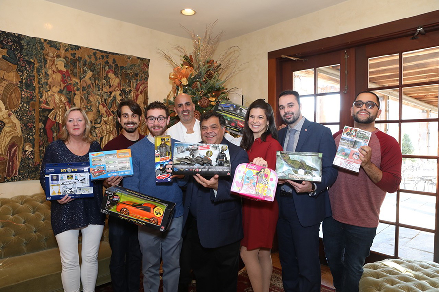 Toy drive on Hudson