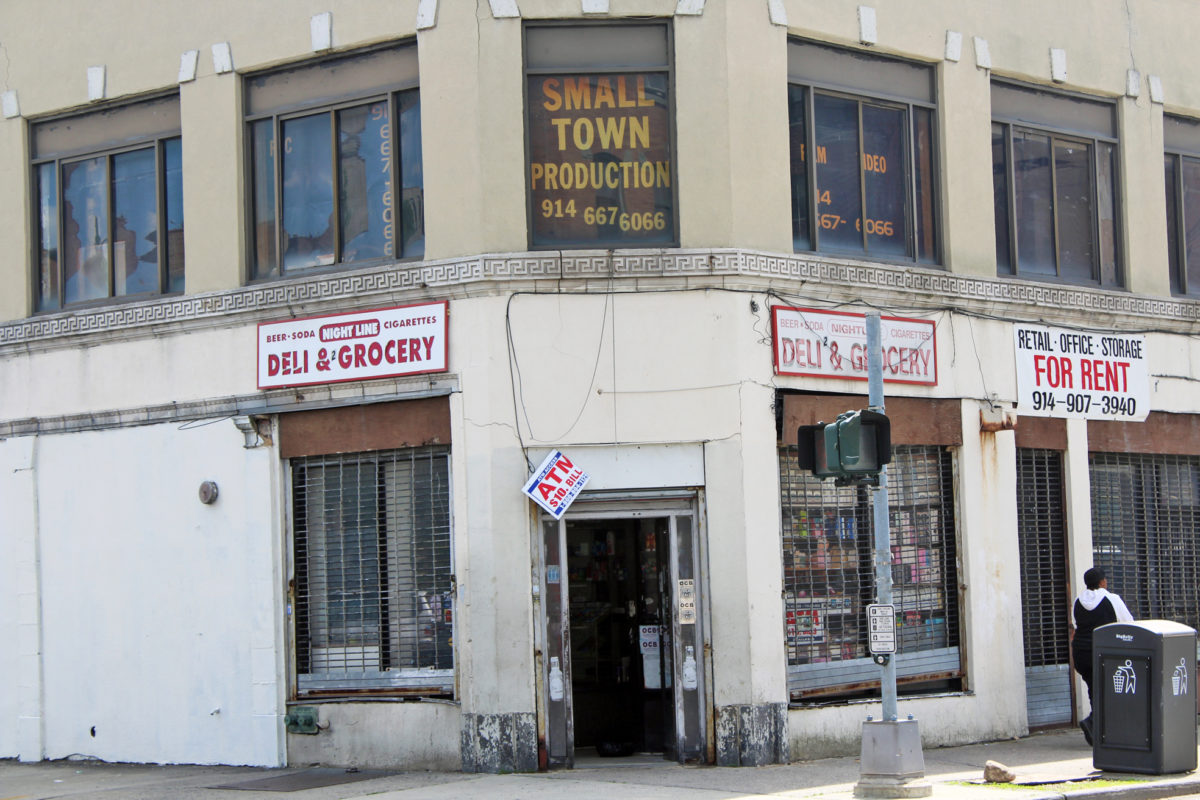 the pointe mount vernon blight