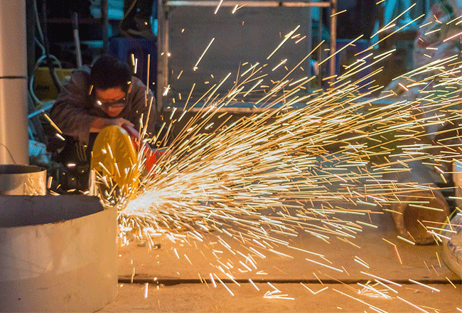 Malloy vetoes bill expanding apprenticeship tax credit; legislators mull override vote