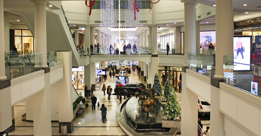 westchester mall retail Taubmans Simon