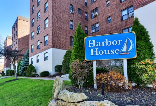 Harbor House New Rochelle Harbor One