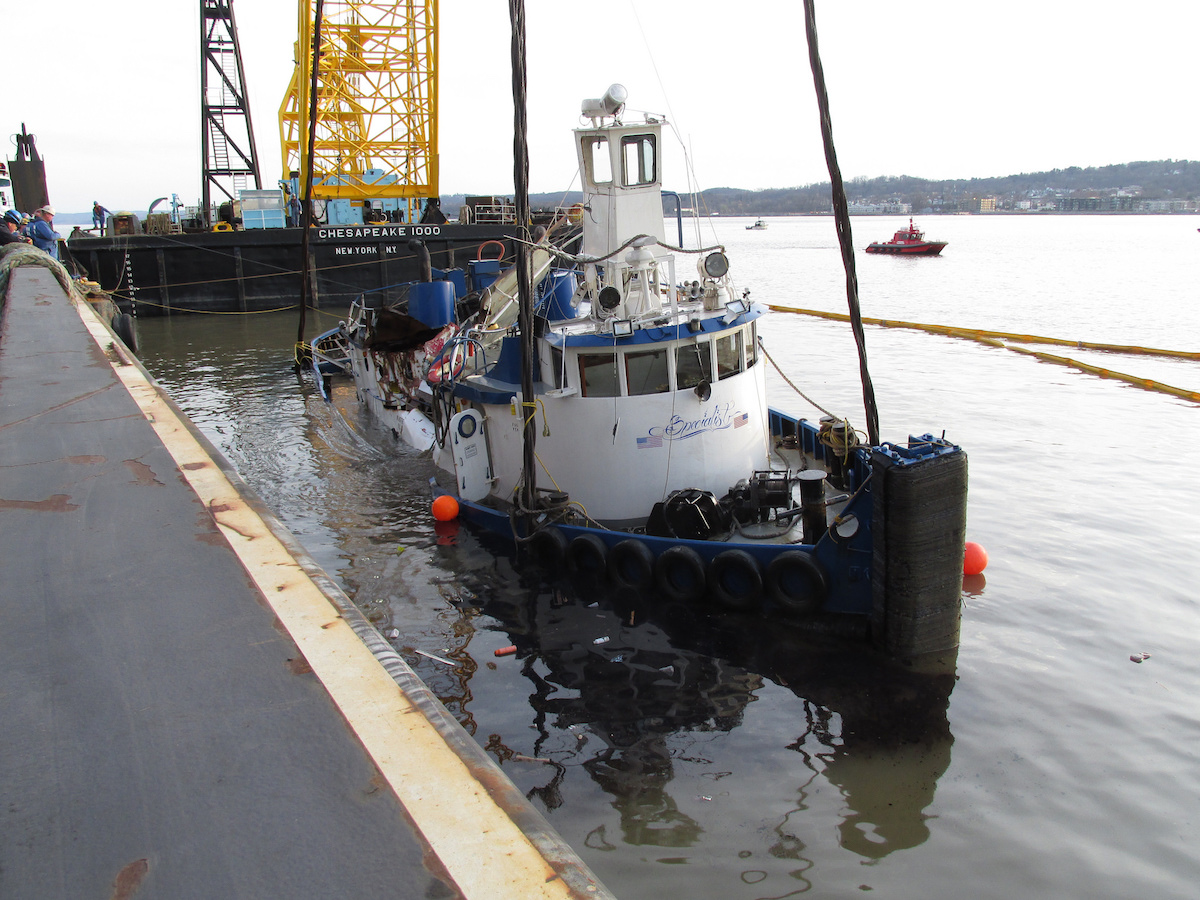 Witness to Tappan Zee tragedy sues tugboat companies for his anguish