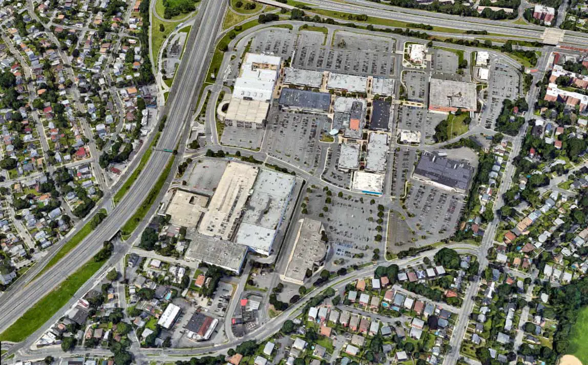 A thriving Cross County Shopping Center in Yonkers considers expansion