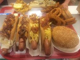 Frankies Restaurant bringing hot dogs, casual fare to Brookfield