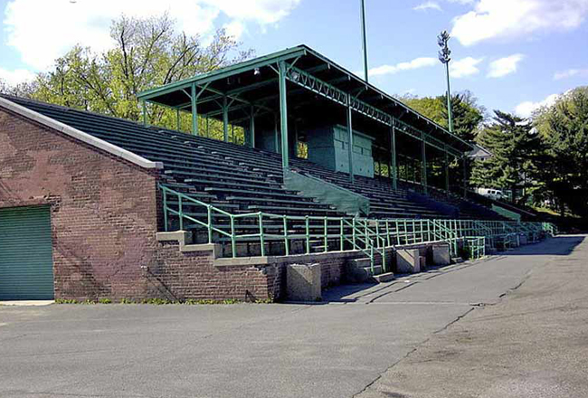 memorial field mount vernon