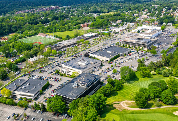 Vernon Hills Shopping Center sold for over $125 million