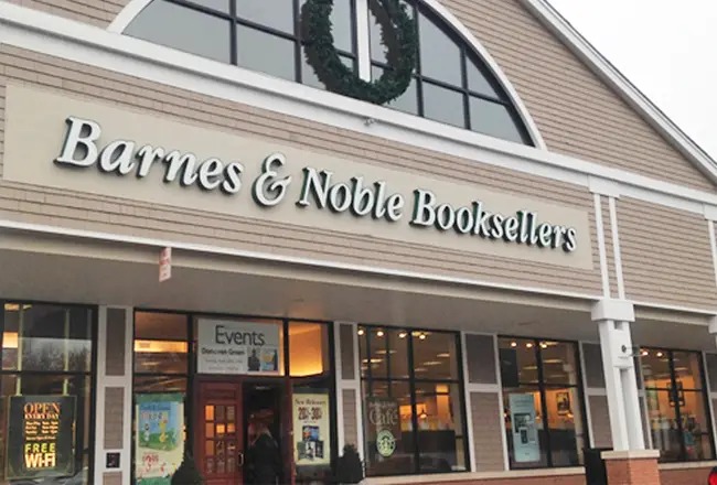 Westport S Barnes Noble Moving To Smaller Store Across Town