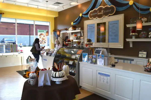 Nothing Bundt Cakes in Hartsdale, store interior. Photo by Peter Katz.