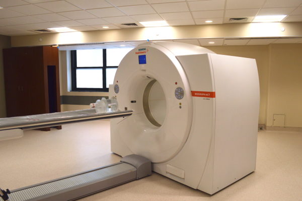 PET/CT scanner at Phelps. Photo by Peter Katz.