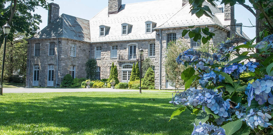 Rye neighbors dispute Wainwright House religious status