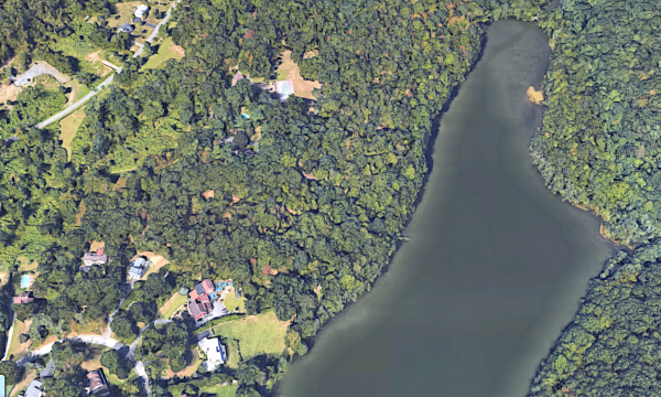 Sleepy Hollow Road at top left, Pocantico Lake on right - Photo via Google Maps.