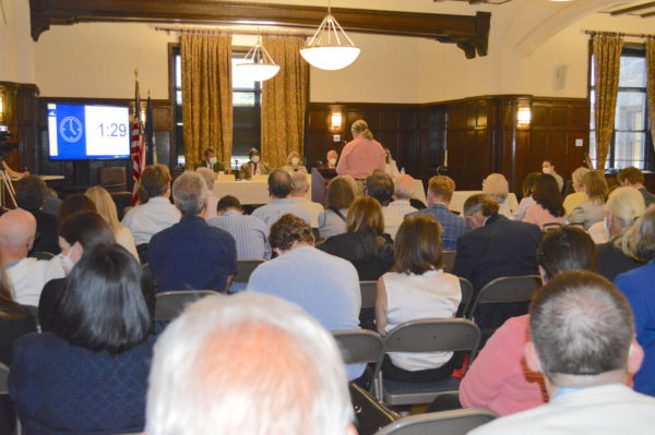 At the Airport Master Plan meeting on May 24. Photo by Peter Katz.