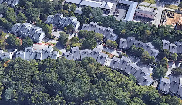 Part of The View on Nob Hill. Satellite photo via Google Maps.