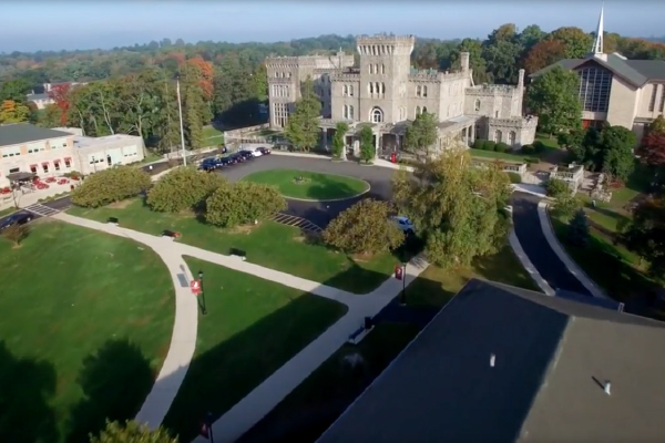 A COLLEGE OF DISTINCTION