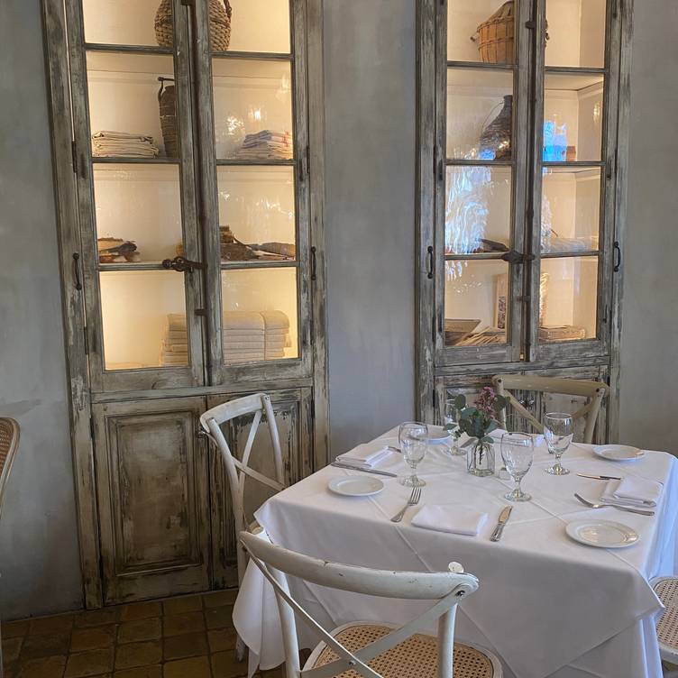 Table Talk: Au revoir, Lâ€™escale â€“ a master class in class