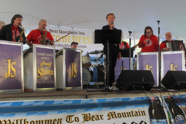 OCTOBERFEST DRAWS RECORD CROWD  TO ROCKLAND