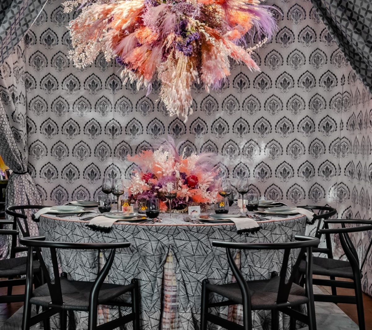 Setting the tone for the holiday table