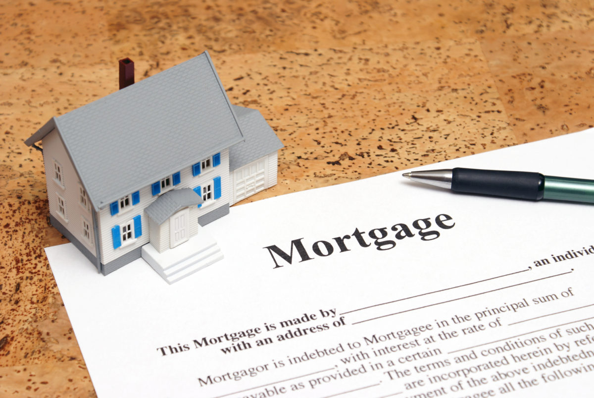Beacon couple accuses CT mortgage broker of trickery and artifice