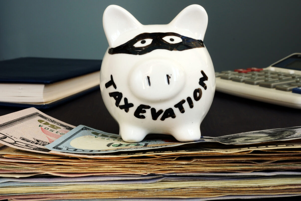 Rockland CPA dodges prison on tax dodge by helping feds catch clients
