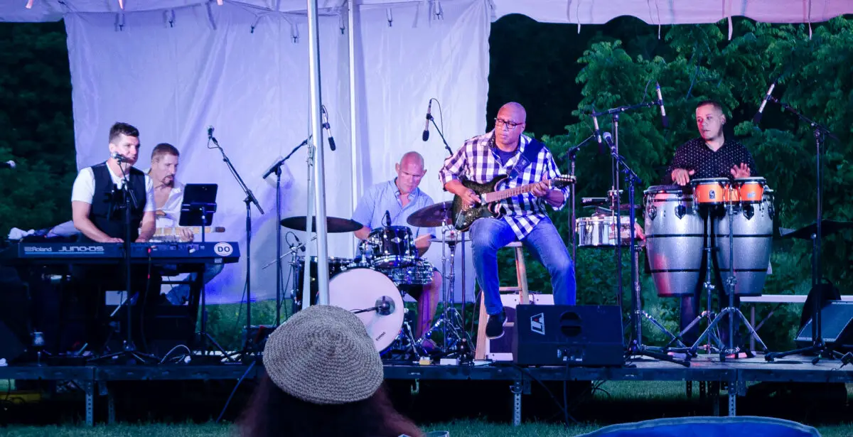 Bernie Williams Jazz - Millbrook Vineyards & Winery