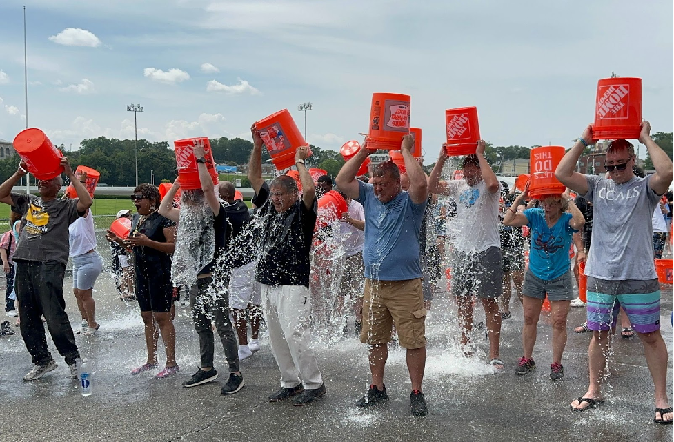 COMMUNITY SUPPORTS ALS  RESEARCH  FOR A CURE