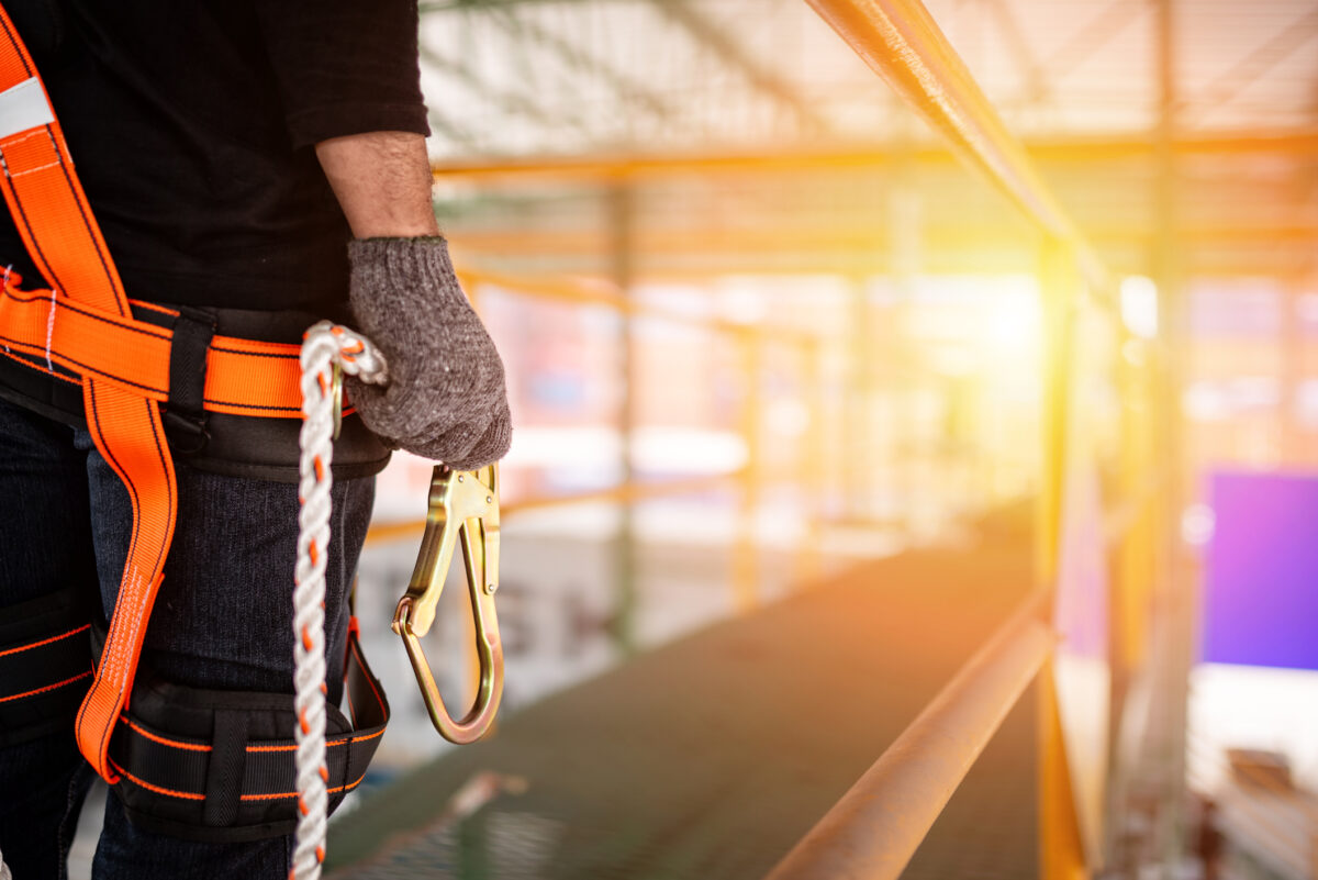 Feds petition court to restrain ‘imminent danger’ by Rockland roofer