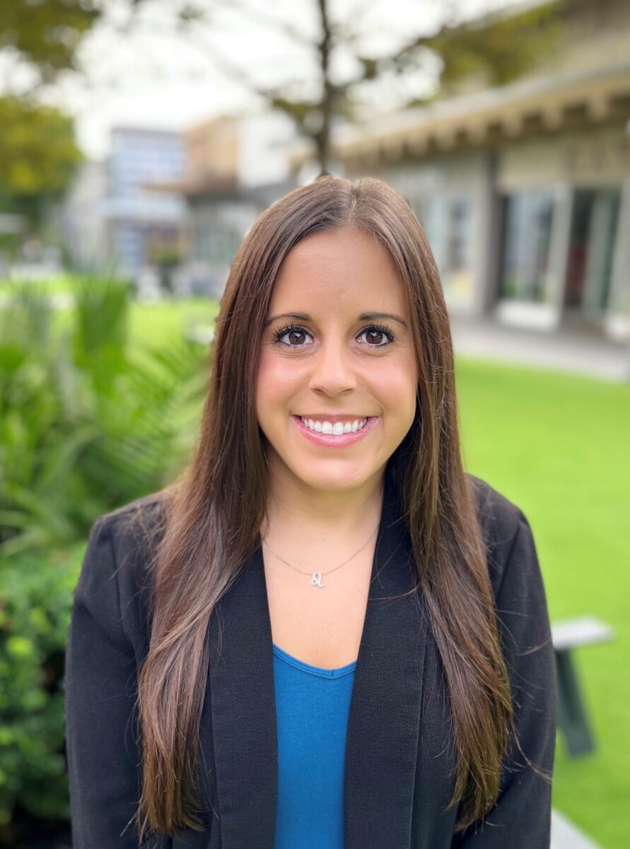 SHOPPING CENTER NAMES NEW MARKETING MANAGER