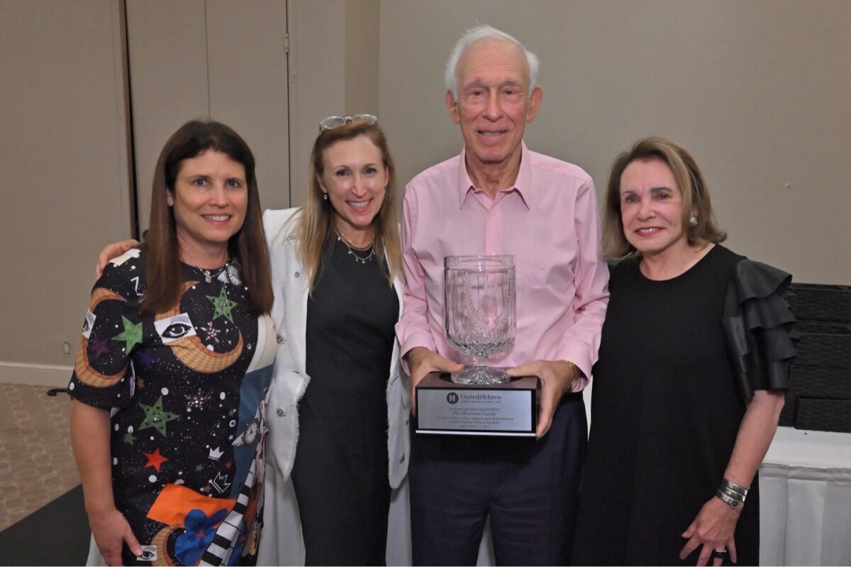 GOLF OUTING  RAISES $350,000  FOR SENIOR CARE