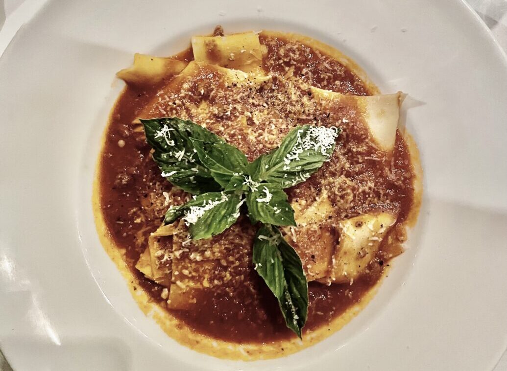 Table Talk With Jeremy Wayne: Old-world Italian cuisine and all that Chazz