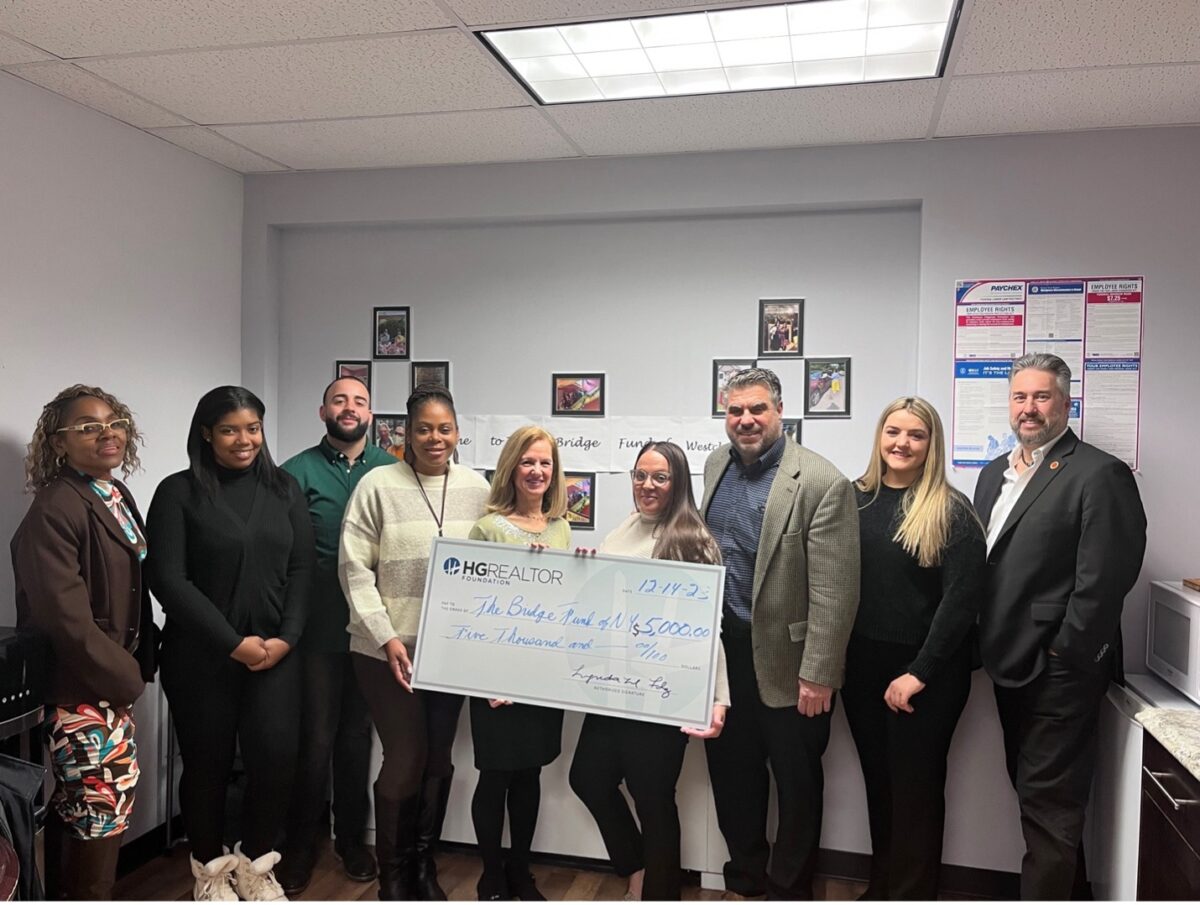 HGAR REACHES OUT WITH DONATION