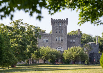 EVENT LAUNCHES CAMPAIGN TO PRESERVE AND RENOVATE HISTORIC LANDMARK