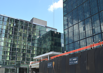 Topping off for first phase of $650M AVE Hamilton Green project in White Plains: VIDEO