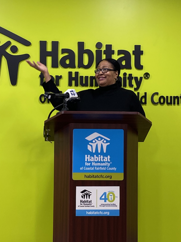 Terex gives local Habitat for Humanity a big lift