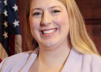 Gov. Lamont blesses PURA chief reappointment as hearing nears