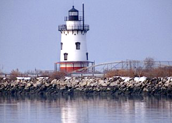 Arrests in lighthouse vandalism case