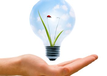 $10,000 COLLEGE SCHOLARSHIPS TO STUDENTS SEEKING CLEAN ENERGY CAREERS  