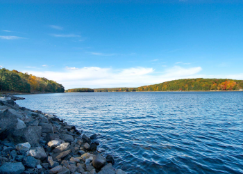 SW Fairfield County municipal leaders want Aquarion deal sunk