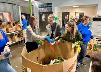 Phillip Morris donates $100k to Connecticut Foodshare