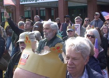 Westchester residents turn out for ‘No Kings’ rallies: VIDEO