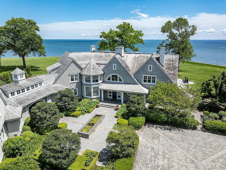 Famed Beachside Avenue properties go for record $54M - Westfair ... - Nyc High End Beachside Properties