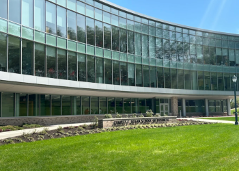 Fairfield U. Dolan School professors launch AI podcast