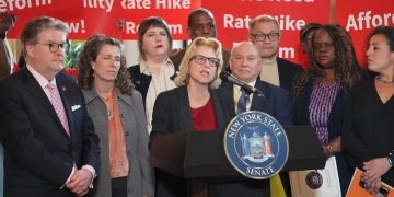 Officials voice new objections to proposed Con Ed rate hike