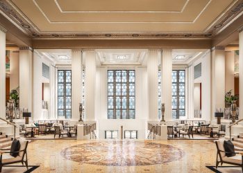 The refurbished Waldorf Astoria New York dazzles in return